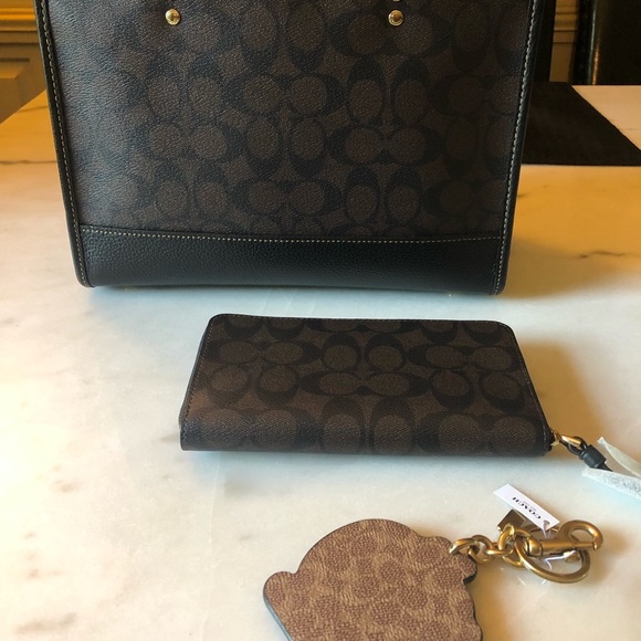 đ Coach Dempsey Carryall Skyline Set FINAL PRICE DROP! - Picture 3 of 10